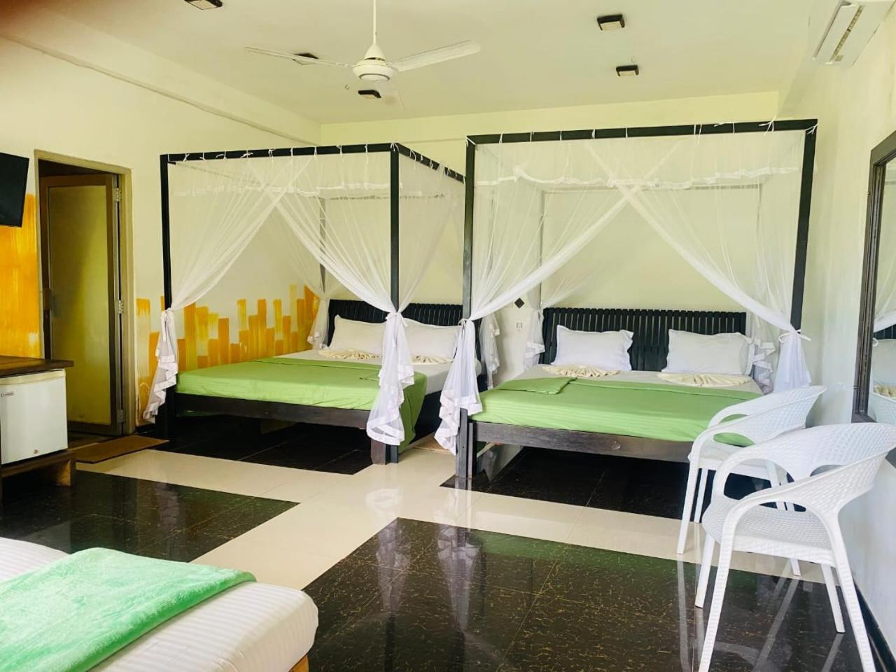 Bed and Breakfast Leisure Land Ґалле Екстер'єр фото